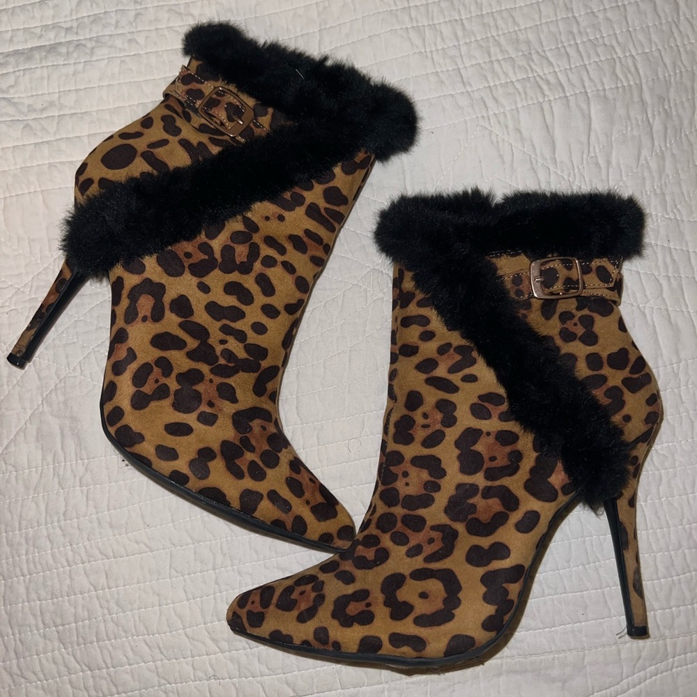 Anne Michelle Brown Leopard Heeled Boots with Black Fur Trim